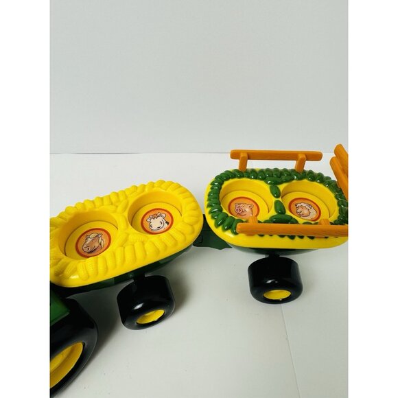 John Deere Animal Sounds Old MacDonald Hayride Tractor Musical Animal Sounds Toy - Picture 4 of 6